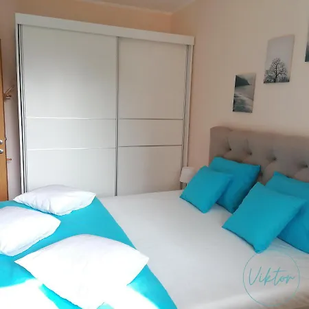 & Viktor Lux Apartament *