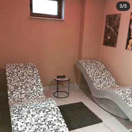 Apartman & Viktor Lux